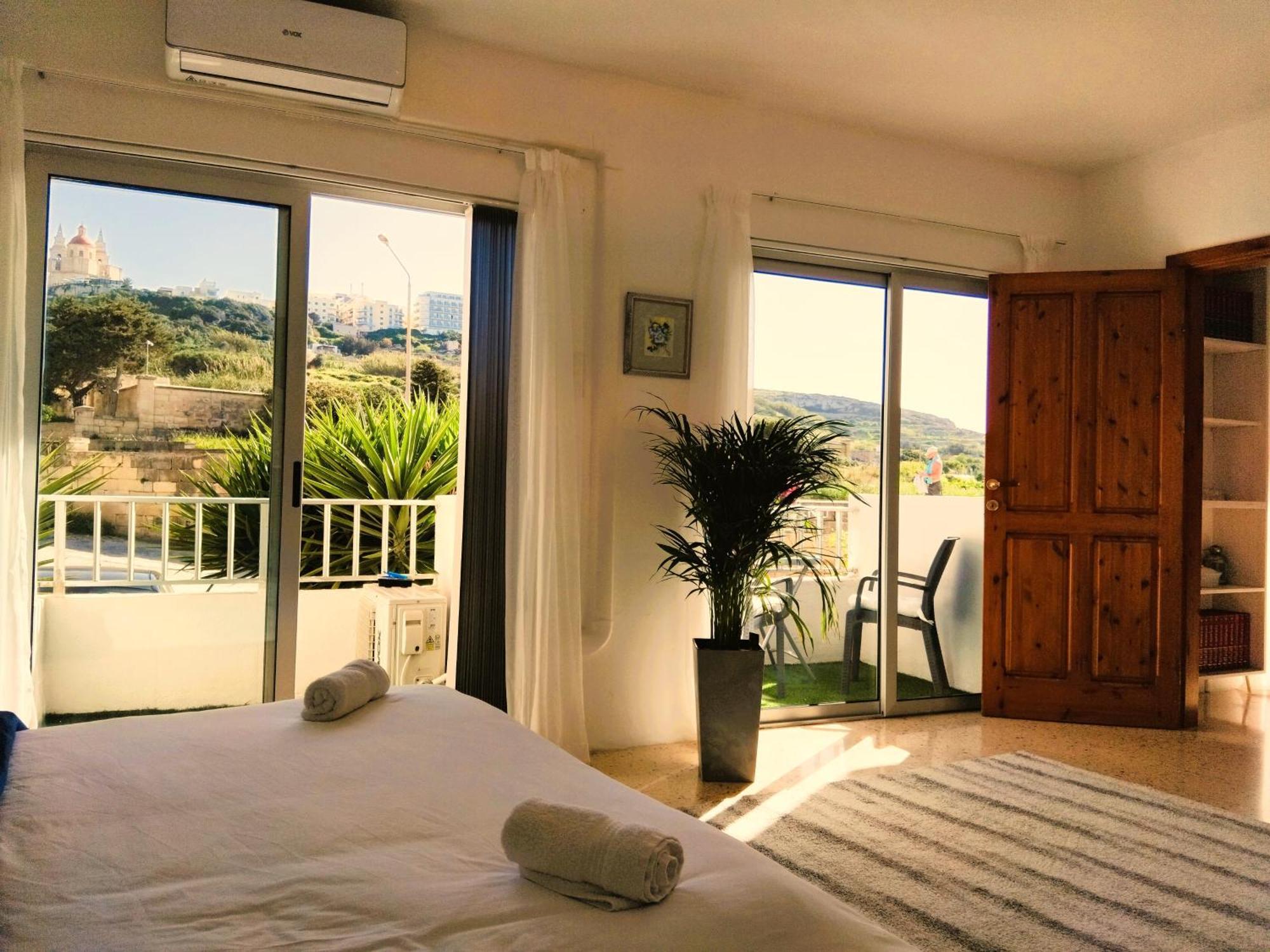 Close To Beach Unique & Cozy Apartment 3 Balconies Country Views Mellieħa Buitenkant foto